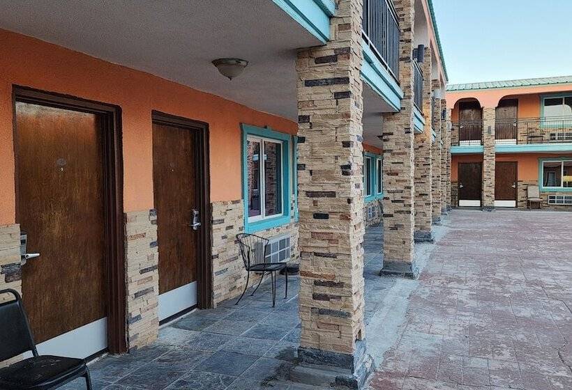 B&j Hotel And Apartments