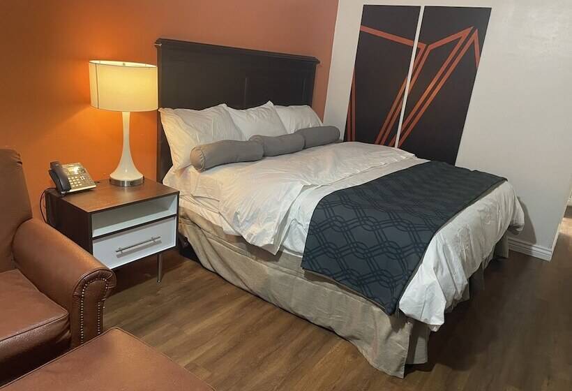 B&j Hotel And Apartments