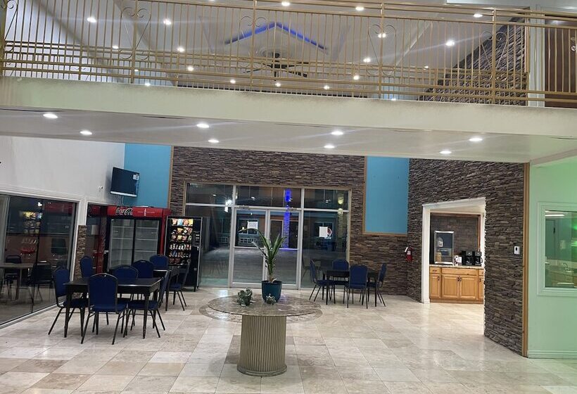 B&j Hotel And Apartments