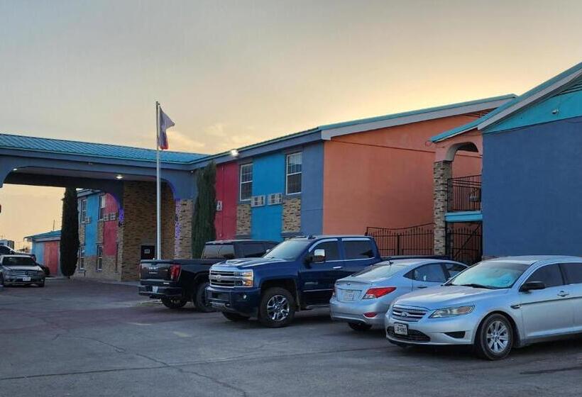 B&j Hotel And Apartments