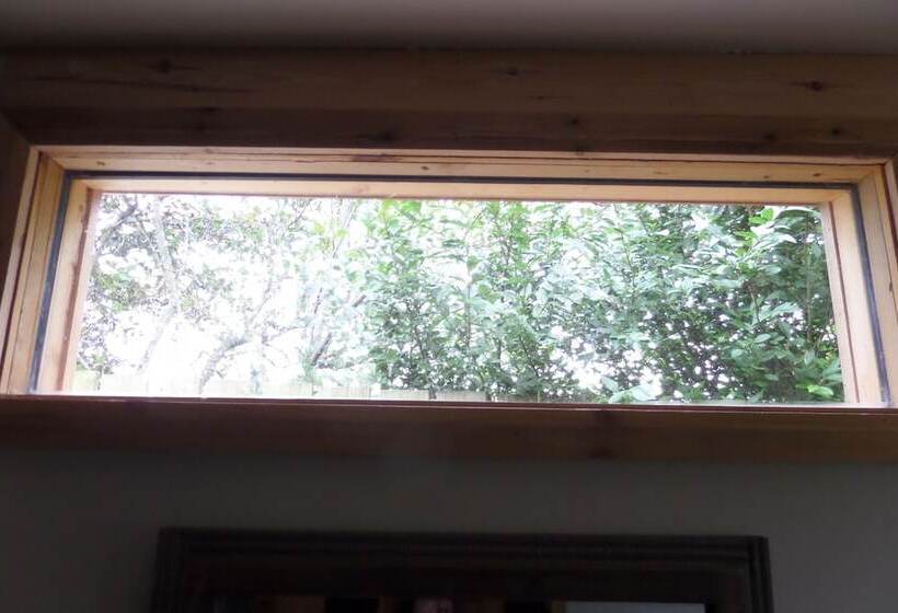 Charming 1 Bed Garden Lodge In Boyndie, Banff