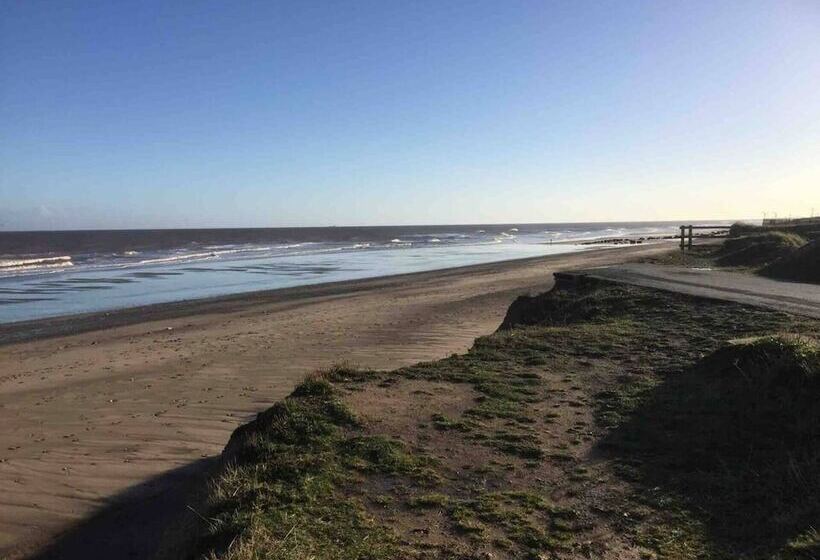 Luxury Dog Friendly Cottage Sleeps 4