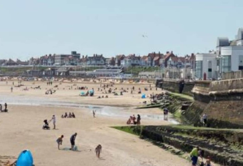 Luxury Dog Friendly Cottage Sleeps 4