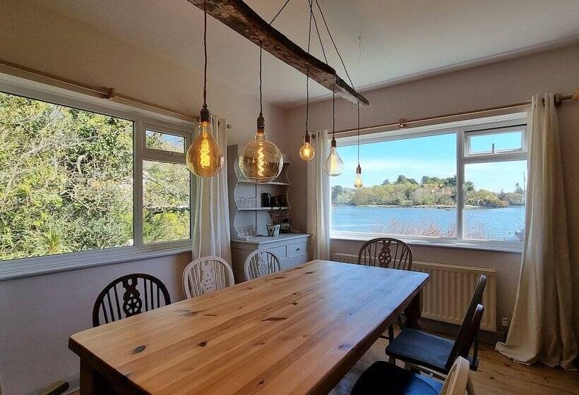 Cosy House In Eigionfa