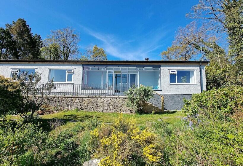 Cosy House In Eigionfa