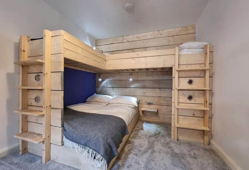 Cosy House In Eigionfa