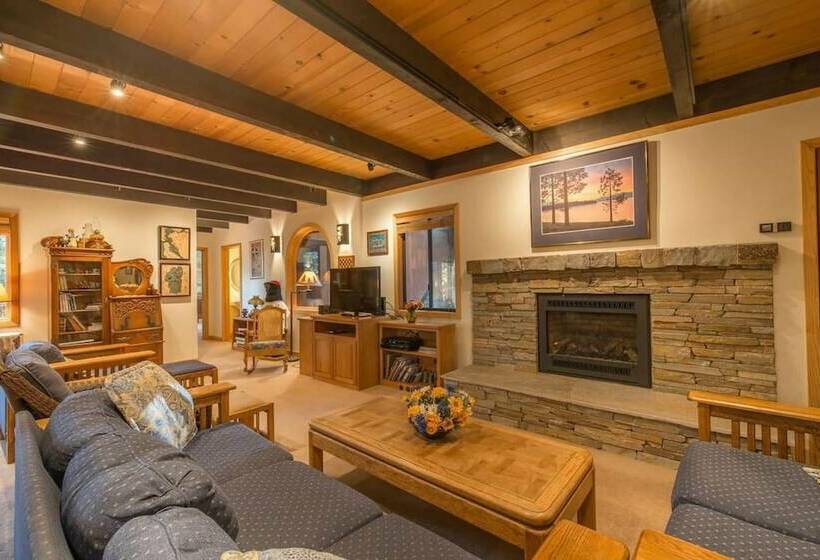 Interlaken Rd Criterion 19  Musketeer