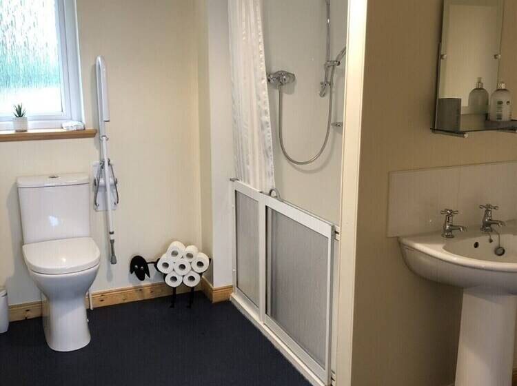 Inviting 2 Bed House In Isle Of Lewis