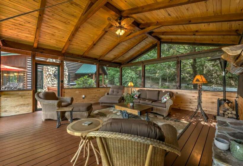 Off The Grid By Escape To Blue Ridge