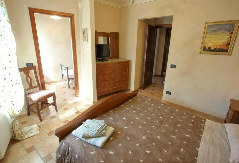 פנסיון Double Bedroom In Characteristic Medieval Village Of Lerma