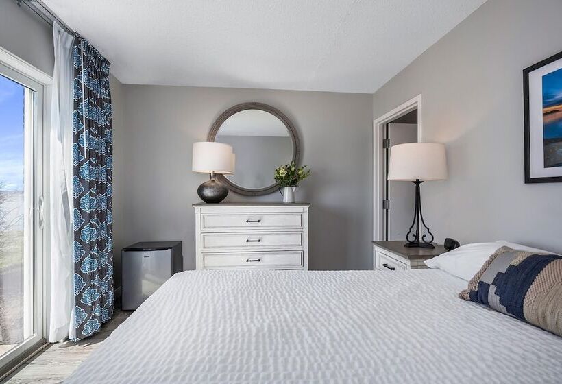 استراحتگاه First Floor Standard Suite Bay View