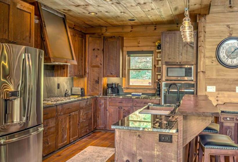 Rocknview Lodge By Escape To Blue Ridge