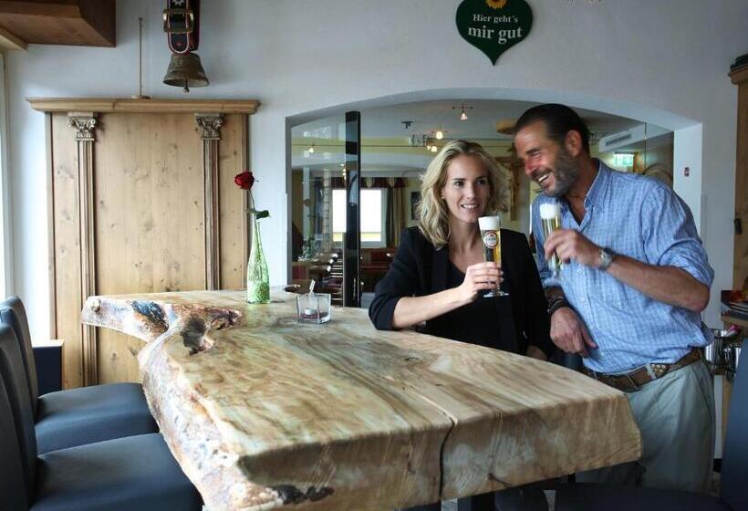 Aktiv  Und Wellnesshotel Gutjahr