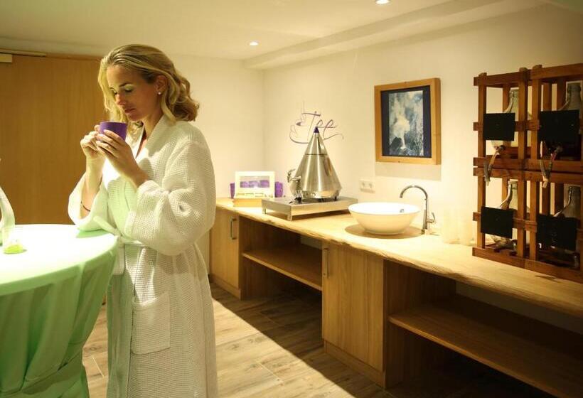 Aktiv  Und Wellnesshotel Gutjahr