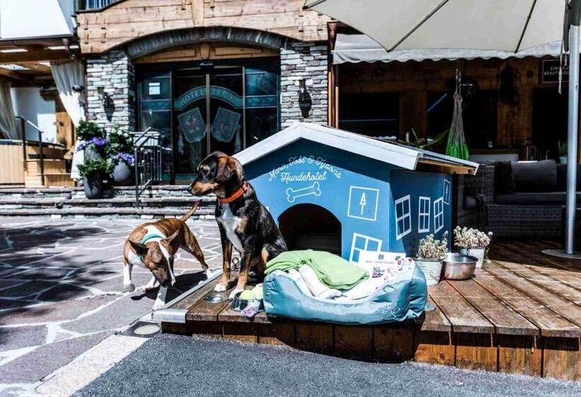 Alpenhotel Tyrol   Konzepthotel   Adults Only