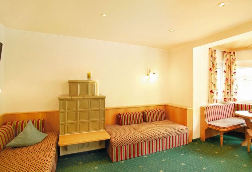 Apparthotel Talhof, Restaurant, Pool Und Spa