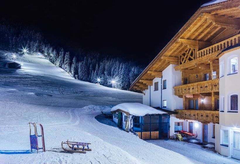 Apparthotel Talhof, Restaurant, Pool Und Spa