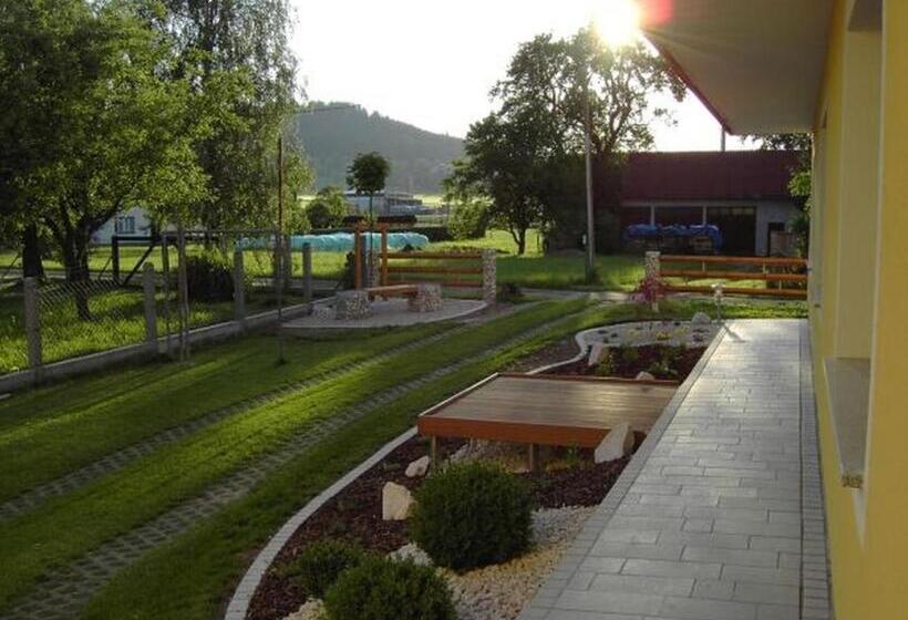 مبيت وإفطار Frühstückspension Kibler