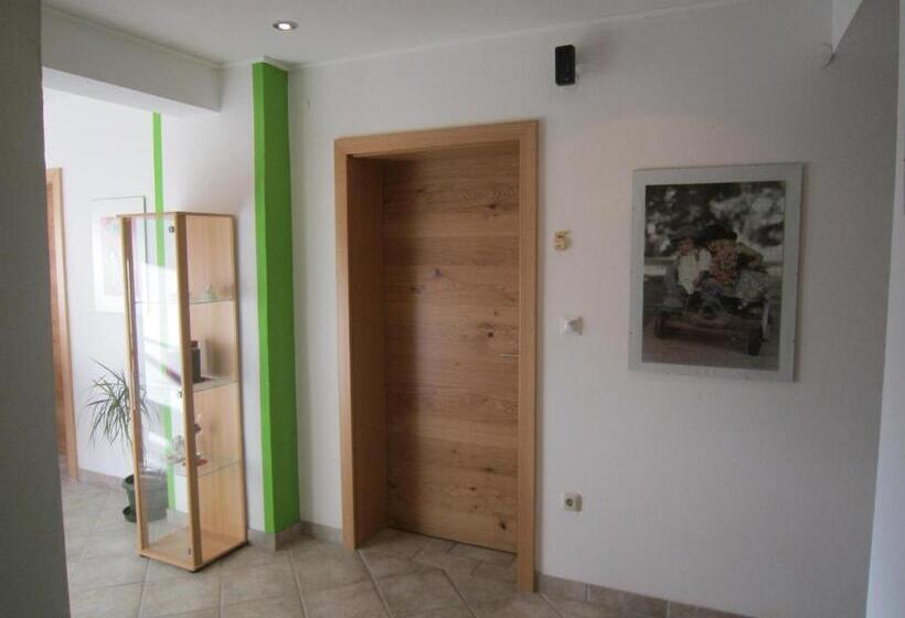 مبيت وإفطار Frühstückspension Kibler