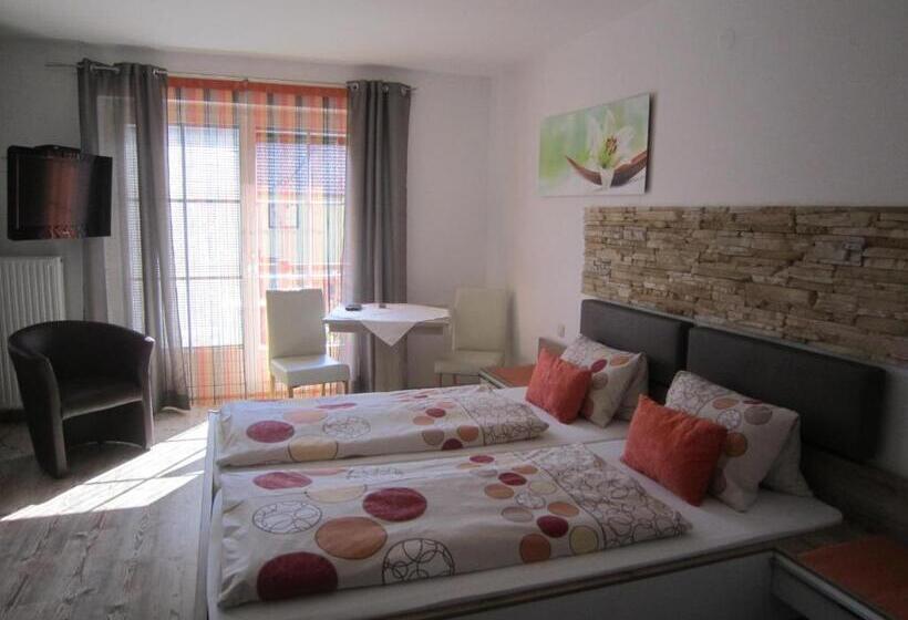 مبيت وإفطار Frühstückspension Kibler