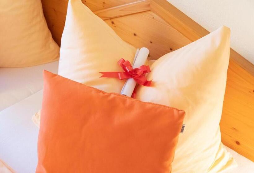 مبيت وإفطار Garni Oasis Loipersdorf