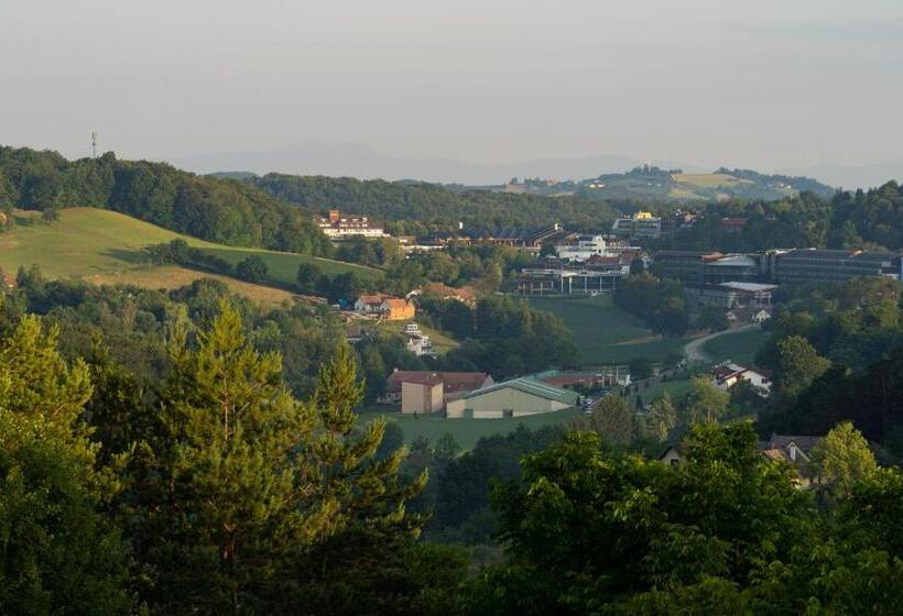 مبيت وإفطار Garni Oasis Loipersdorf