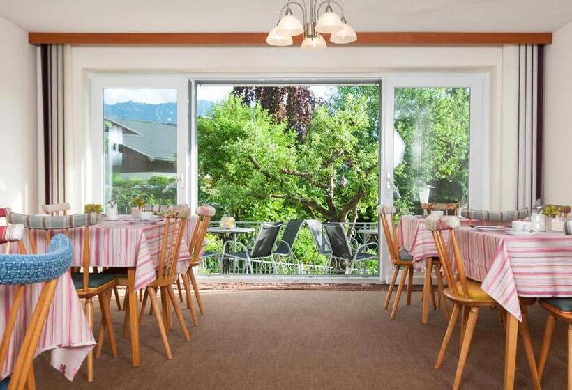 مبيت وإفطار Gästehaus Wulz Lesjak