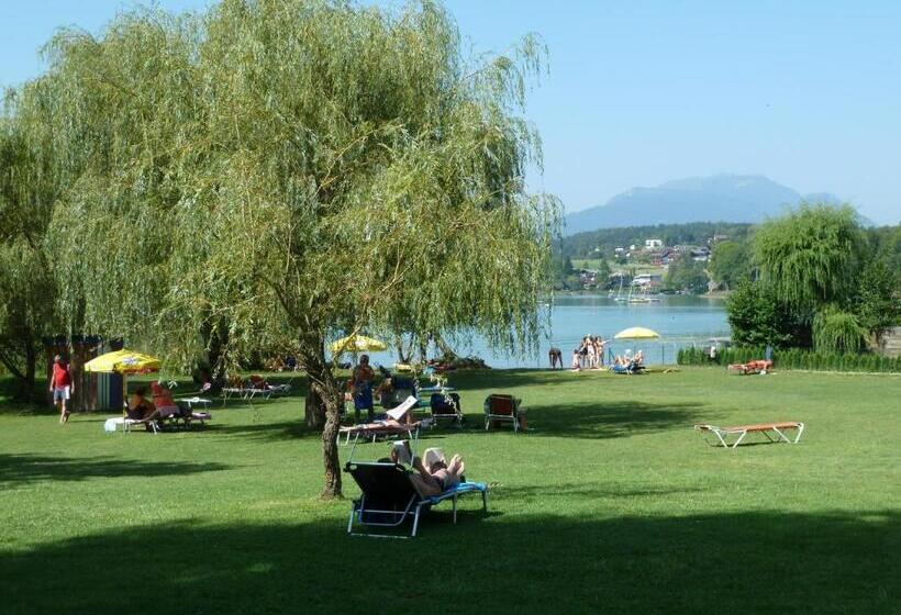 مبيت وإفطار Gästehaus Wulz Lesjak