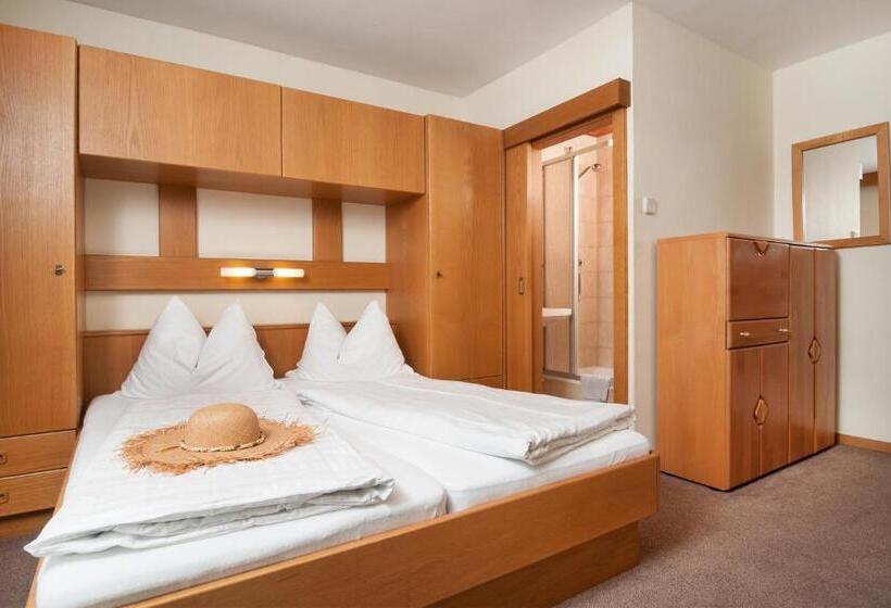 مبيت وإفطار Gästehaus Wulz Lesjak