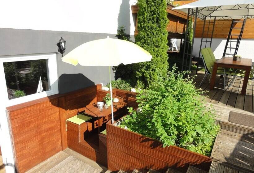 مبيت وإفطار Pension Adlerhorst