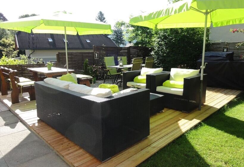 مبيت وإفطار Pension Adlerhorst