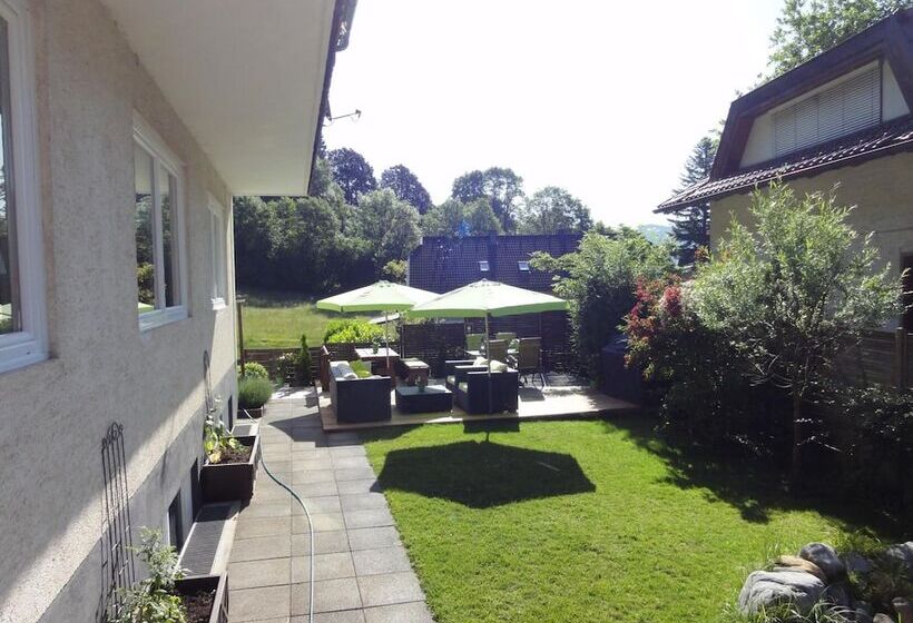 צימר Pension Adlerhorst