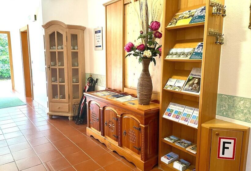 مبيت وإفطار Pension Thermenland