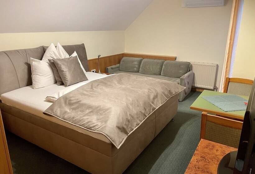 مبيت وإفطار Pension Thermenland