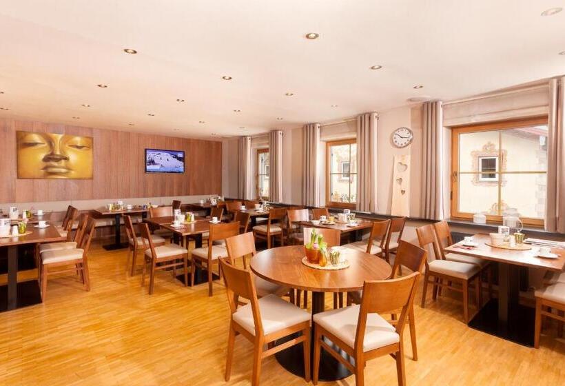 مبيت وإفطار .pension.golingen