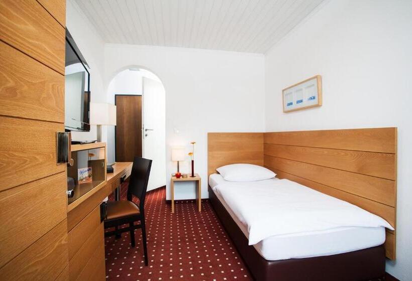 مبيت وإفطار .pension.golingen