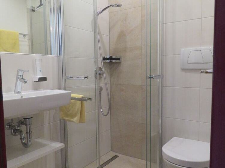 Bed and Breakfast Sportpension Thayer