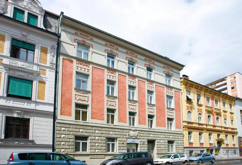 Haus Mobene   Hotel Garni