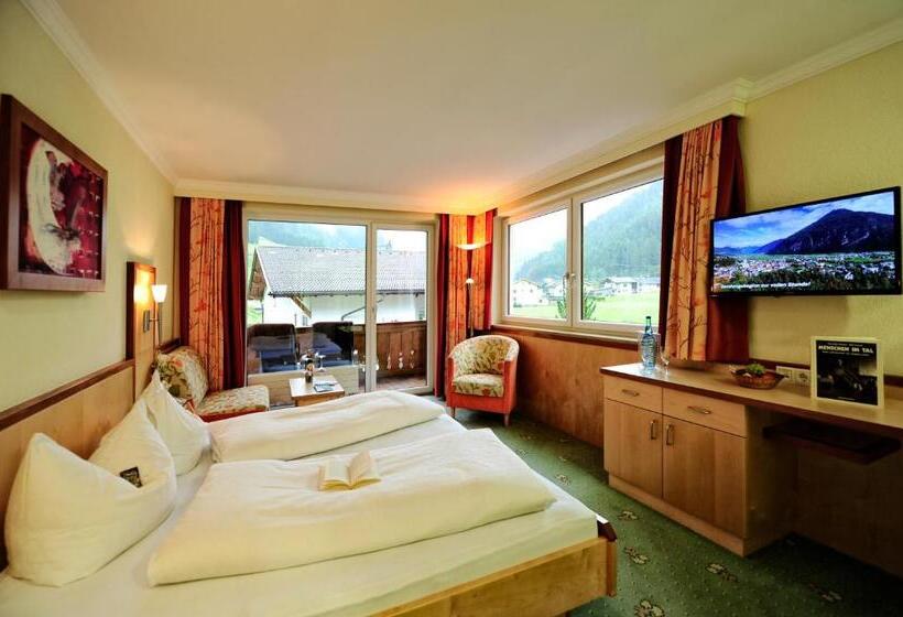 هتل Alpenhof Pitztal