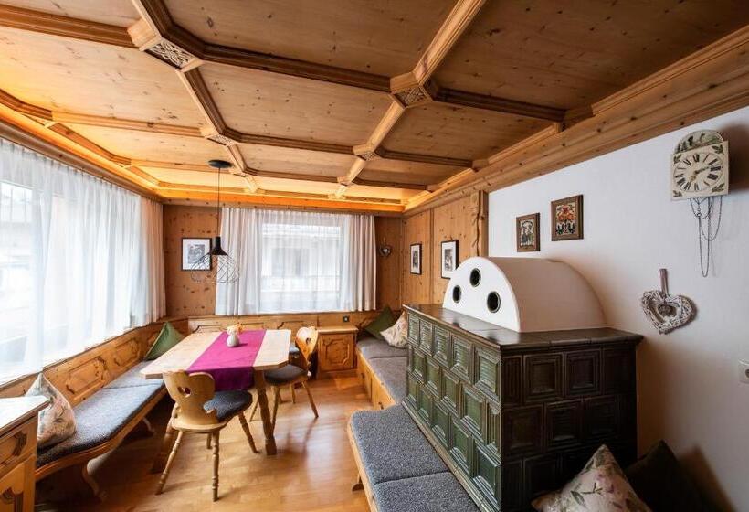 Alpenland Gerlos   Hotel & Breakfast