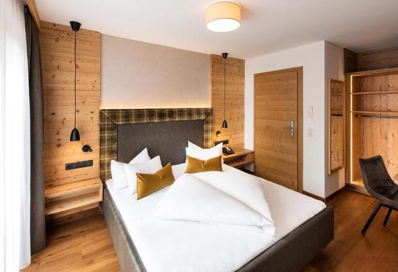 Alpenland Gerlos   Hotel & Breakfast