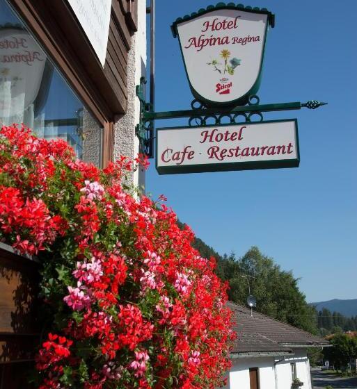 ホテル Alpina Regina