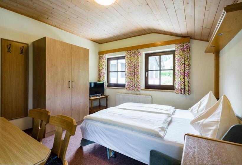 فندق Appartements Tannenhof