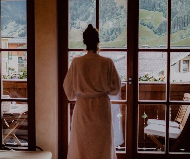 בית מלון כפרי Berg Leben