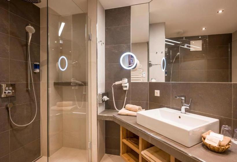 בית מלון כפרי Bergkristall