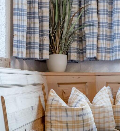 בית מלון כפרי Fischer Am See