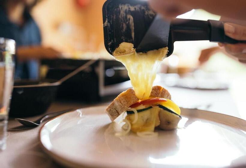 هتل Garni Romantika