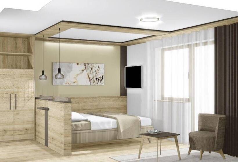 هتل Garni Romantika