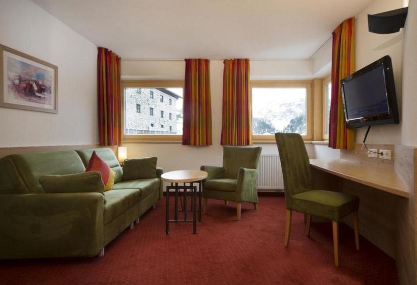 בית מלון כפרי Schönblick   Gurgl