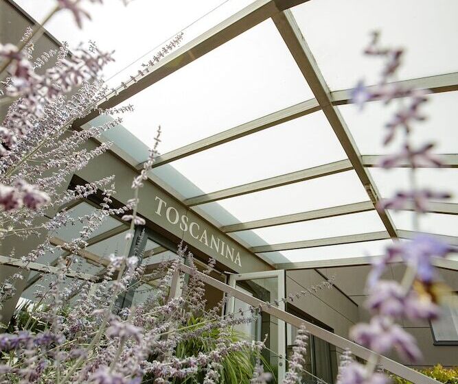 בית מלון כפרי Garni Toscanina   Adults Only